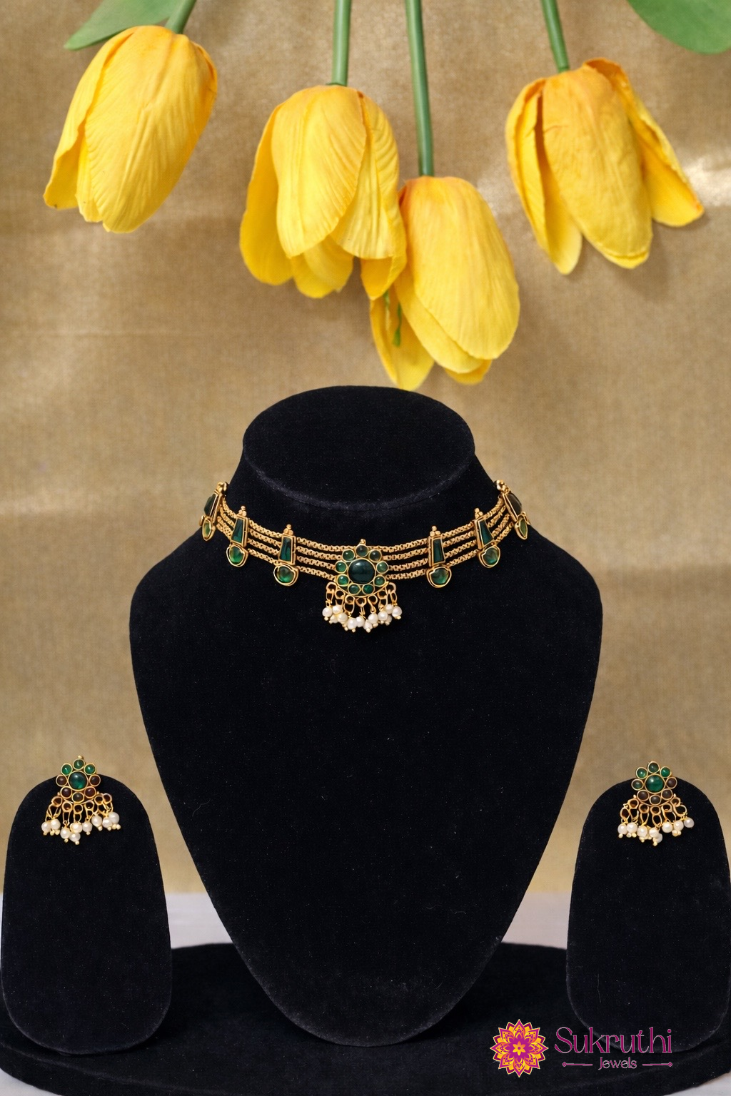 KEMP GREEN PALAKKA  NECKLACE