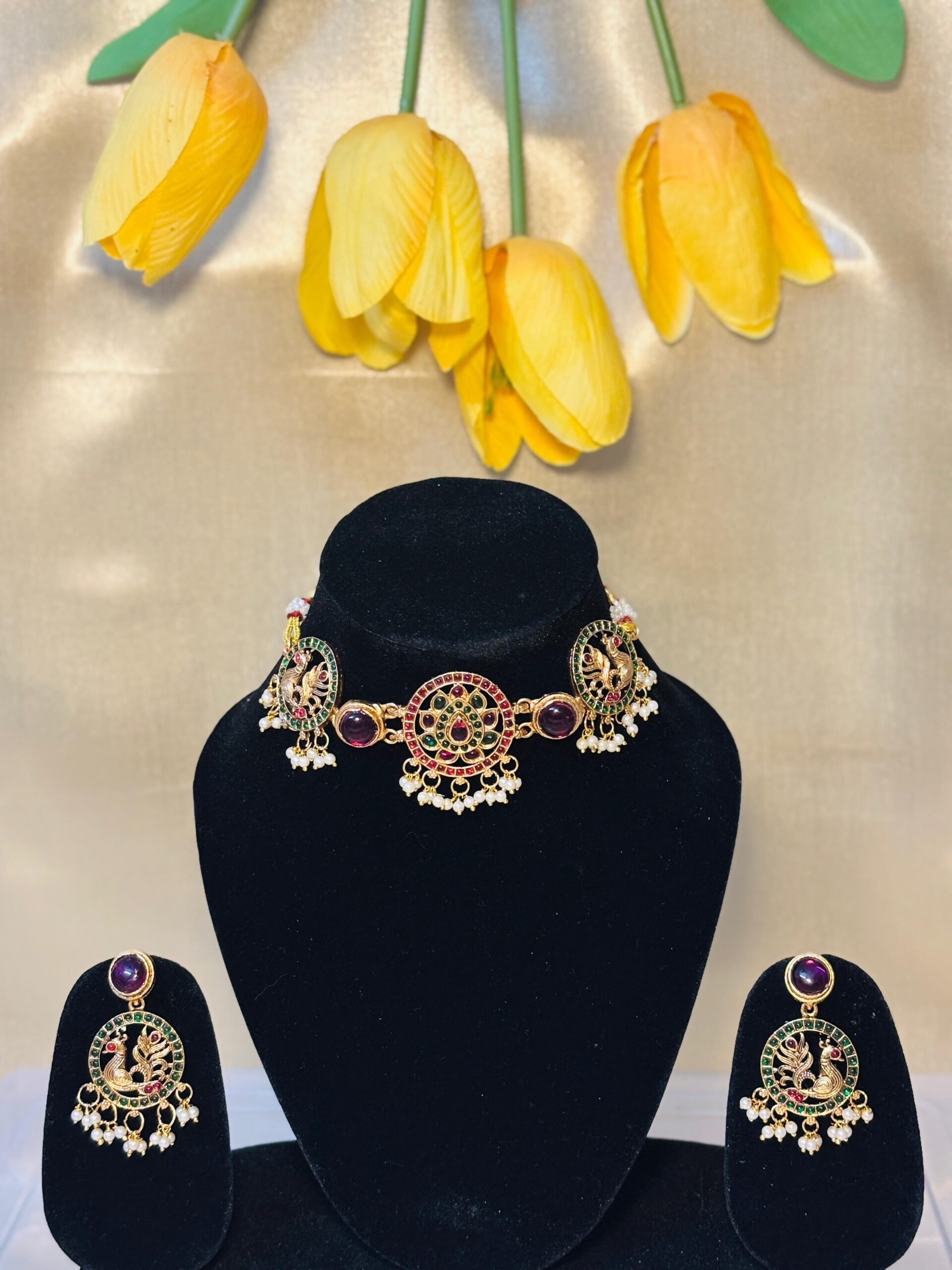 RUBY AND GREEN STONES PEACOCK CHOCKER