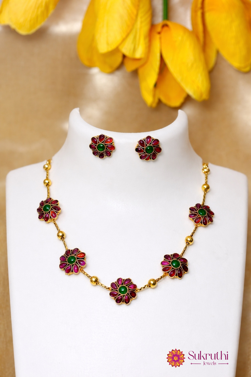 FLOWER CHARM MIX WITH STUDS